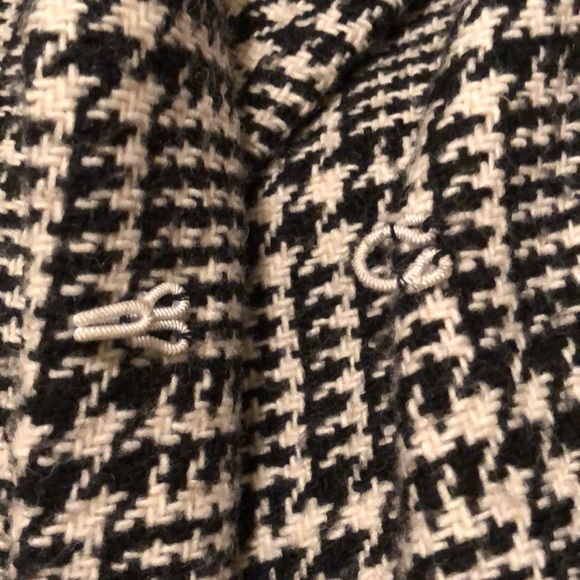 🖤 Herringbone Houndstooth Coat 🖤 - Picture 3 of 12
